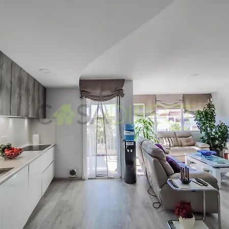 Modern 1 Bedroom With Hot Tub Lejlighed Nerja